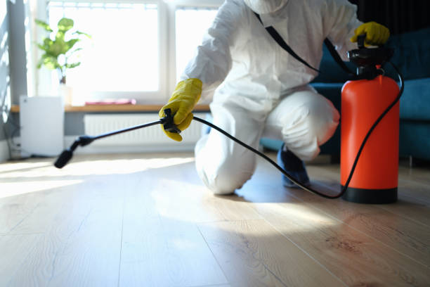 Best Residential Pest Control  in Thompsonville, CT